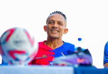 Se celebró el homenaje a Williams Reyes en el Quiteño Reyes fue homenajeado en el Quiteño. Foto cortesía: Gustavo Acevedo.