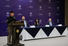 Entregan becas a jóvenes salvadoreños Foto: Cortesía.