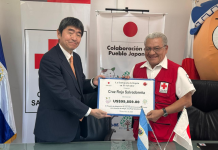 Cruz Roja Salvadoreña recibe ambulancia y unidad móvil para donación de sangre con apoyo de Japón
