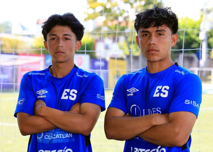 Gabriel Arnold y Johann Ortiz de la MLS Next Pro entrenan con la "Azul y Blanco". Foto cortesía: La Selecta.