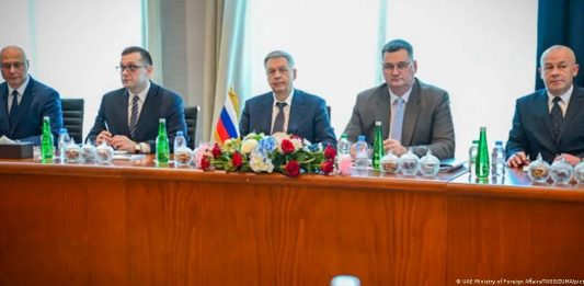 Rusia y Ucrania acuerdan en Abu Dabi canje de prisioneros