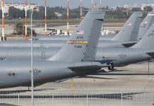 EE. UU. evacúa personal de Israel por tensión con Irán