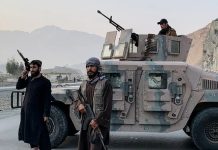 Talibanes informan nuevos bombardeos a objetivos en Pakistán