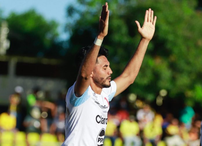 Alianza FC Platense Los 'Albos' sumaron de a tres en Zacatecoluca. Foto cortesía: Alianza FC.