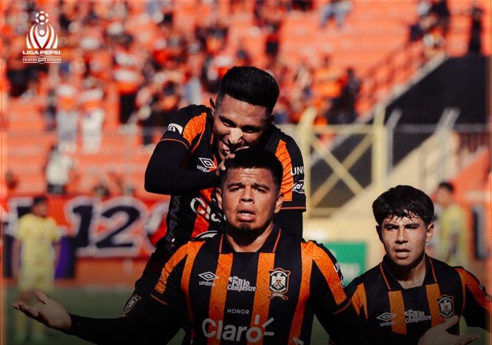 'Chiky' anotó el único gol del compromiso. Foto cortesía: CD Águila.
