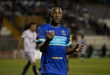 Zacatecoluca denunció insultos racistas a su jugador Danny Zúñiga Los 'Tecolotes' defendieron a su delantero. Foto cortesía: Zacatecoluca FC.