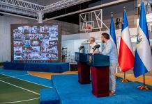 Entregan 70 escuelas remodeladas del Programa Dos Escuelas Por Día