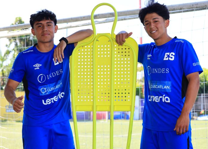 Ortiz Arnold Johann Ortiz (izquierda) y Gabriel Arnold (derecha) son dos de los legionarios de la Sub-20. Foto cortesía: La Selecta.