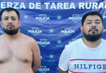 Capturan a dos sujetos que habrían transportado droga en vehículo en Quezaltepeque
