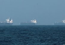 El tráfico de petroleros en el estrecho de Ormuz cayó un 90%