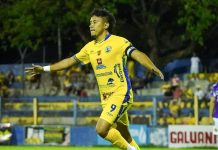 Municipal Limeño venció en casa a Platense y sigue enrachado Doblete de Argueta. Foto cortesía: Municipal Limeño.