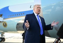 Trump afirma que agentes de ICE pueden realizar arrestos en aeropuertos, aunque insiste en que su función principal es de apoyo