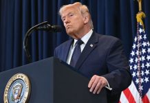 Trump advierte que desplegará agentes de ICE en aeropuertos si no hay acuerdo por financiamiento