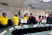 Japón dona tres ambulancias a Comandos de Salvamento en El Salvador