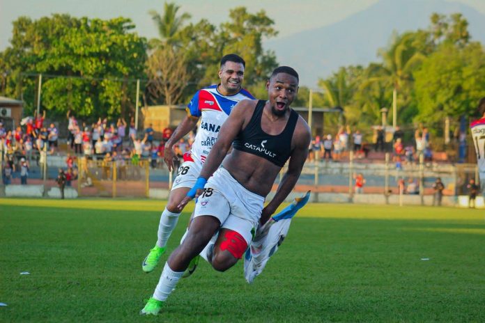 Gil anotó el definitivo. Foto cortesía: Luis Ángel Firpo.