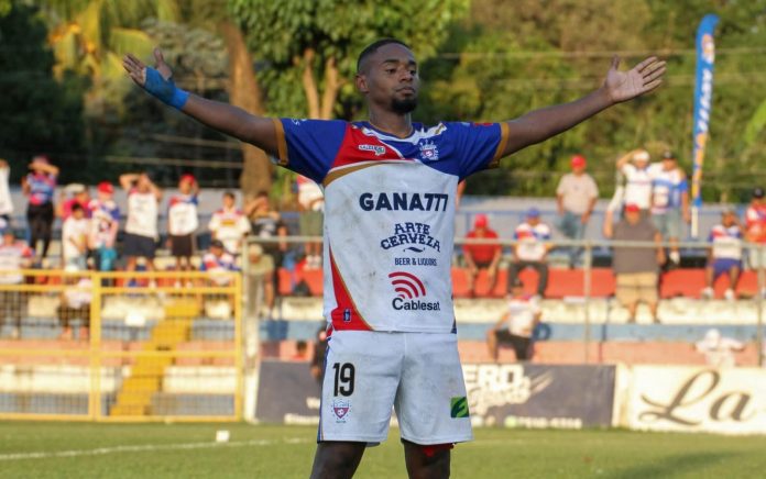 Cristian Gil volvió a anotar. Foto cortesía: Luis Ángel Firpo.