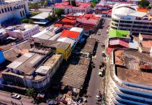 Alcaldía prevé avanzar esta semana en la limpieza del área intervenida en el Centro Histórico de San Salvador tras desmontaje de 250 puestos de venta