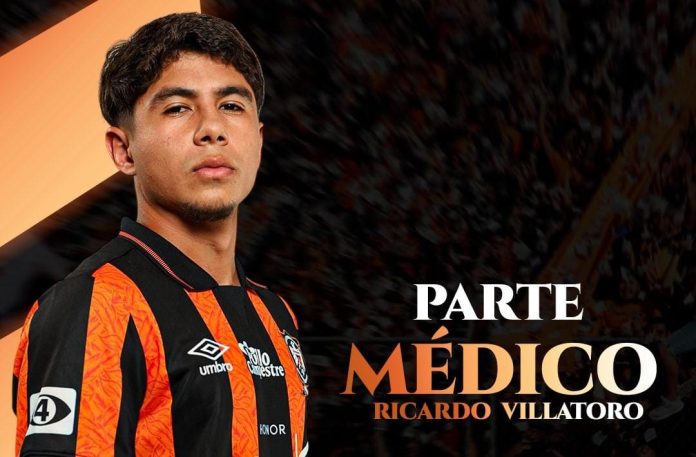 Los 'Emplumados' compartieron el parte médico de Villatoro. Foto cortesía: CD Águila.