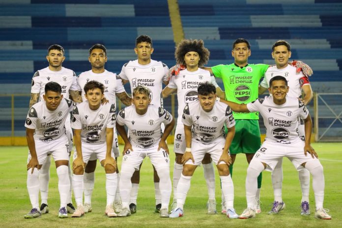 Los 'Helénicos' pueden descender. Foto cortesía: Hércules.