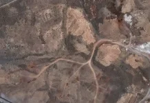 Trump valora sacar uranio enriquecido de Irán, según medios