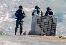 Israel suspende a batallón tras agresión a equipo de CNN