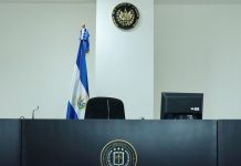 Acusado de homicidio durante compraventa de arma permanecerá detenido