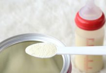 MINSAL propone regular etiquetas y restringir publicidad de fórmulas para niños de hasta 36 meses