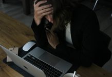 Advierten a empresas sobre riesgos psicosociales y posibles sanciones por incumplir normativa laboral