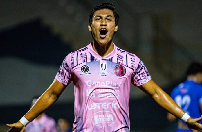 Andrés Rivas anotó y además se fue expulsado. Foto cortesía: Inter FA.