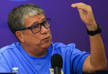 ‘Bolillo’ Gómez: “Yo salgo a la calle y converso con la gente en El Salvador y hay mucho apoyo” El entrenador colombiano habló del último microciclo su equipo. Foto cortesía: La Selecta.