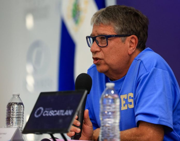 Bolillo habló antes del juego contra The Dreams FC. Foto cortesía: La Selecta.