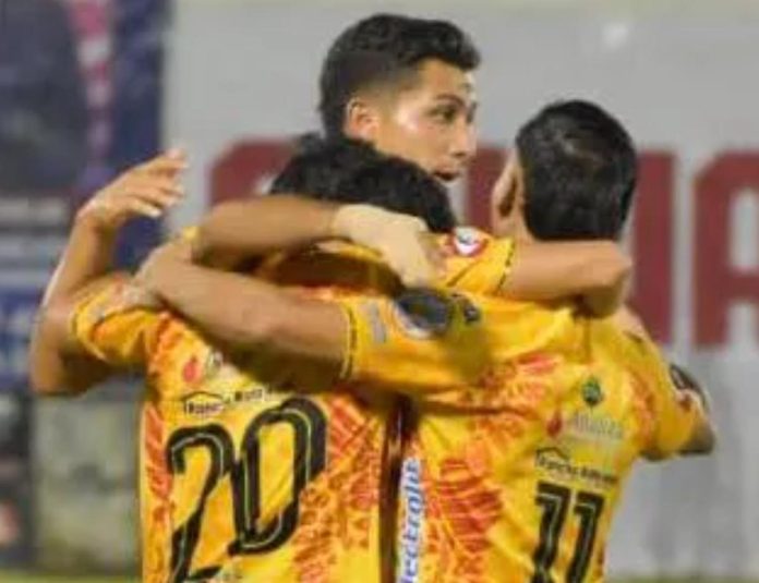 Los 'Gallos' ganaron como visitantes. Foto cortesía: Platense.