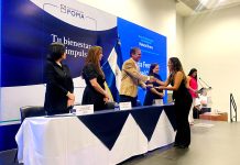 Fundación Poma beneficia a 71 jóvenes salvadoreños con el programa «Becas al Talento» Foto: Cortesía.