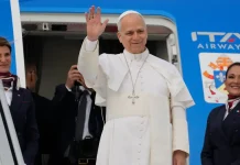 Papa: «El mundo está siendo destruido por pocos tiranos»