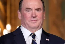 Destituido John Phelan, secretario de Marina de EE. UU.