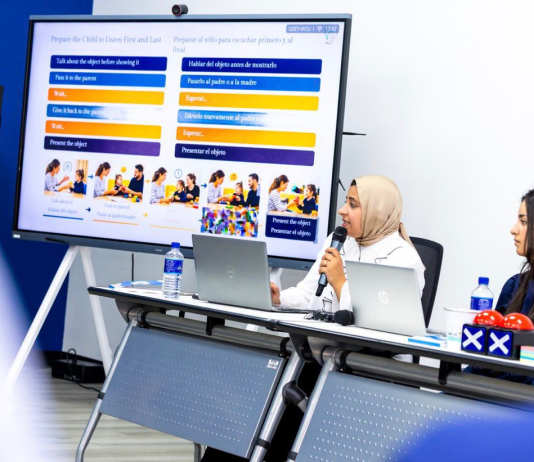 Capacitan a personal de salud y educación en atención a discapacidad auditiva con apoyo de fundación marroquí