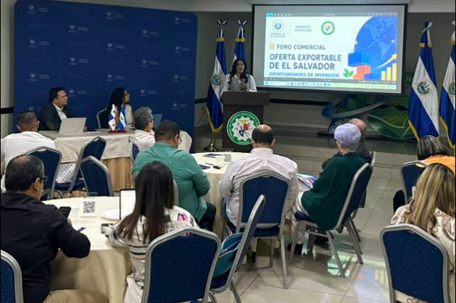 Promueven productos salvadoreños y nuevas alianzas comerciales en foro realizado en Panamá
