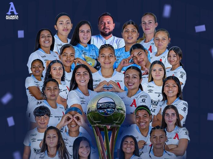 Ya son doce títulos para las 'Paquidermas'. Foto cortesía: Alianza Women.