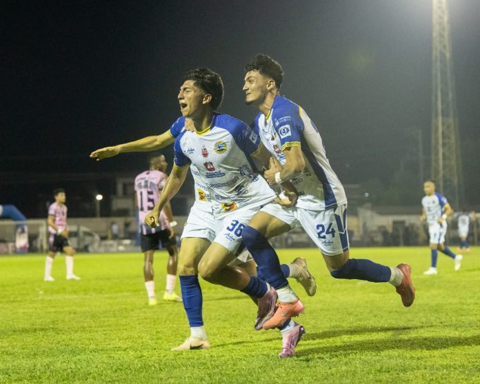 Jefferson Martínez anotó el segundo. Foto cortesía: Municipal Limeño.