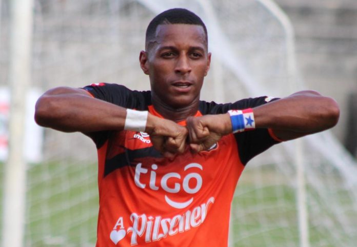 Nicolás Muñoz estará en el país. Foto cortesía: Águila.