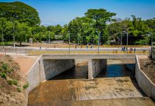 Habilitan puente de Villa Lourdes en La Libertad Oeste Foto: Cortesía.