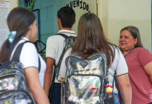 Más de 38 mil bachilleres inician refuerzo académico para optar a becas de la Dirección de Integración