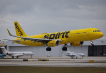 Quiebra de Spirit Airlines provoca suspensión total de operaciones; pasajeros enfrentan cancelaciones masivas