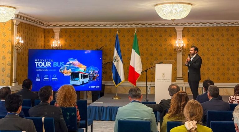 Promueven comercio e inversión salvadoreña ante empresarios italianos en encuentro realizado en Roma