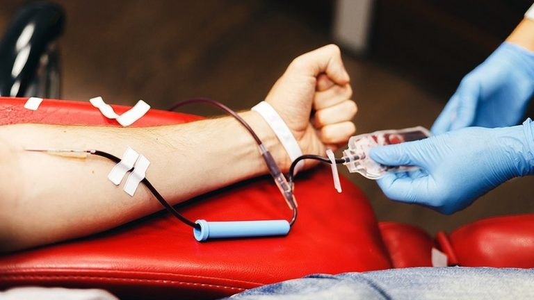 Liga Contra el Cáncer y Foundever realizan jornada de donación de sangre en vísperas del Día Mundial del Donante
