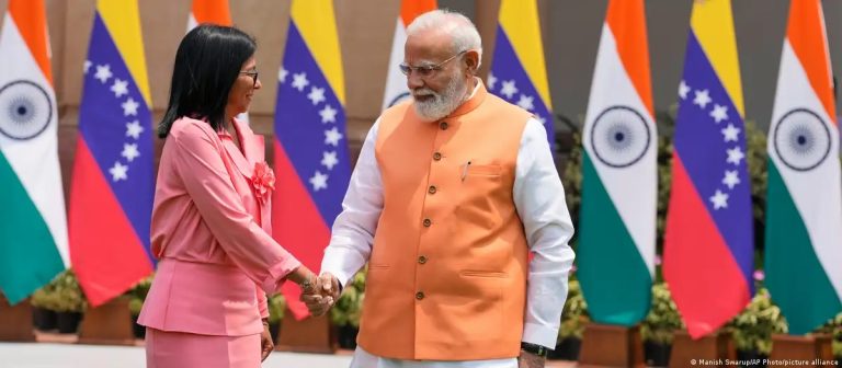 Rodríguez llega a India para fortalecer ventas petroleras