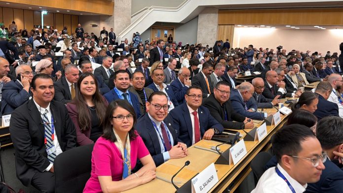 Consejo Superior de Trabajo de El Salvador durante la edición 114 de la Conferencia Internacional del Trabajo, celebrada en Ginebra, Suiza. Foto: Cortesía.