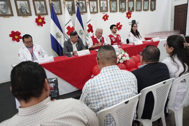 Cruz Roja reconoce a donantes de sangre en el marco del Día Mundial del Donante