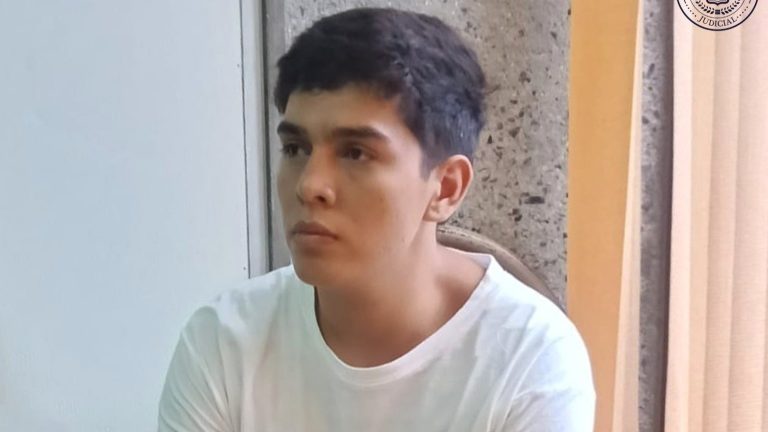 Decretan detención provisional para conductor acusado de manejo peligroso tras accidente en Santa Ana