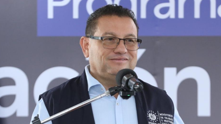 Trabajo: Propuesta enviada al Ejecutivo para pasar de la informalidad a la formalidad ya registra avances